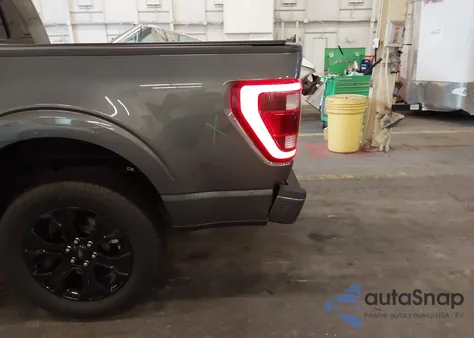 2022 Ford F-150 Platinum z USA, uszkodzony, nr VIN 1FTFW1ED9NFC17335